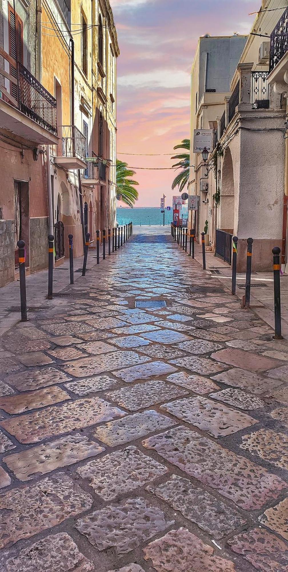 Dimora Della Marchesa - Al Duomo Apartment Manfredonia Exterior foto